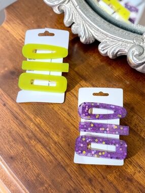 Set Of 2 Barrettes